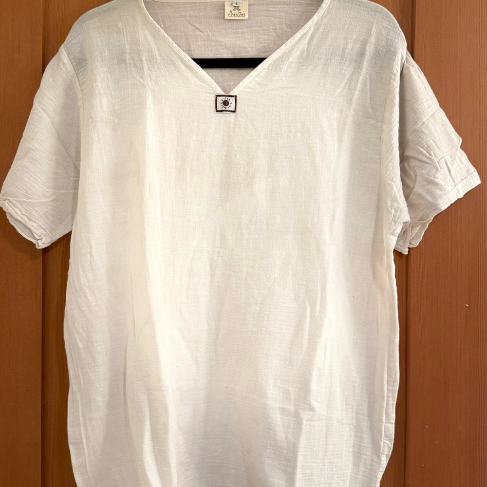 Chico's White Short Sleeve Tee